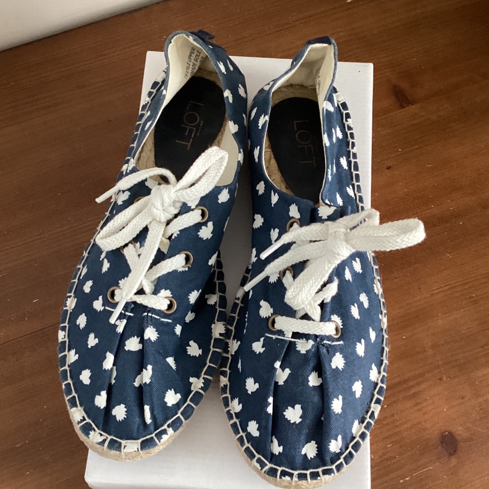 LOFT Ann Taylor Espadrille Canvas Sneaker w Bird Print Jute Trim Stitching